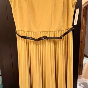 Lime Green/Yellow Pleated Yellow Dress with Thin Black  Belt